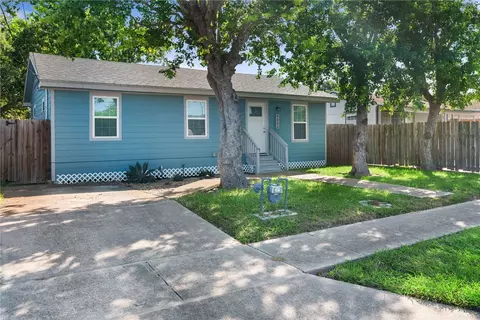 6526 Birmingham St, Corpus Christi, TX 78414