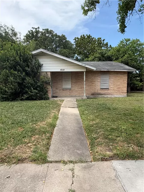 1638 Bois D Arc Pl, Corpus Christi, TX 78416