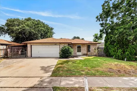 1622 La Joya St, Corpus Christi, TX 78417