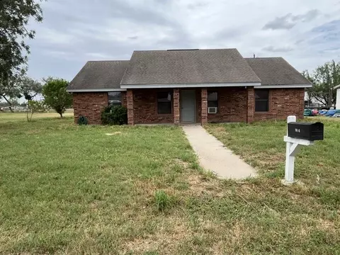 4 J L Ramirez Ln, Hebbronville, TX 78361
