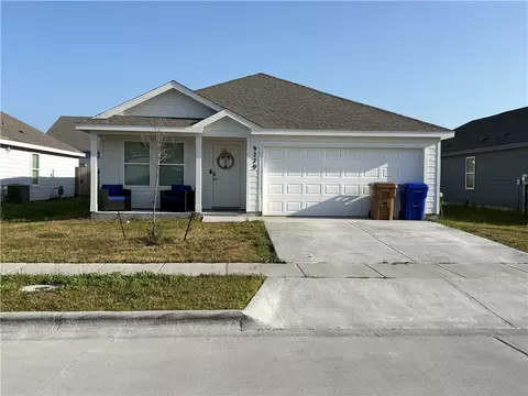 9229 Scottish Oak St, Corpus Christi, TX 78409