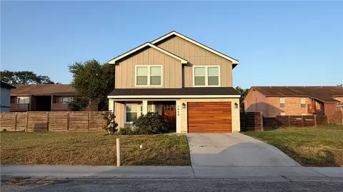1448 Hibiscus, Alice, TX 78332