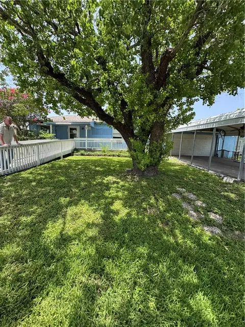 4425 Church St, Corpus Christi, TX 78410