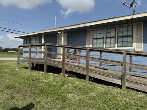 1645 Clare Dr, Corpus Christi, TX 78412