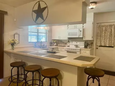 Kitchen - 102 Holman St, Mathis, TX 78368 photo 3 of 4