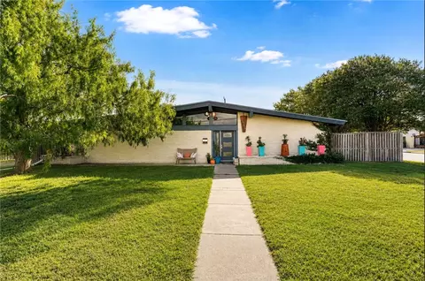 3462 Santa Fe St, Corpus Christi, TX 78411