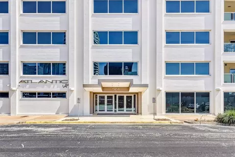 901 N Upper Broadway St #605, Corpus Christi, TX 78401