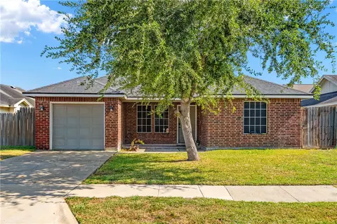 13226 Country Dawn Dr, Corpus Christi, TX 78410