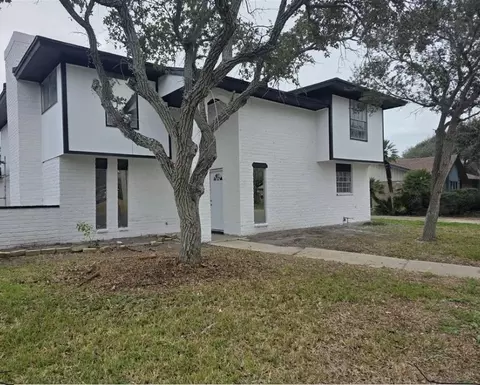 932 Waterview St, Portland, TX 78374