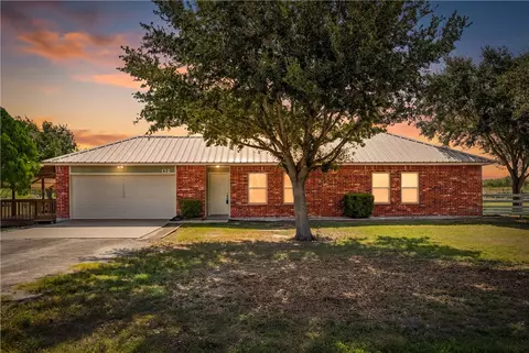 152 Clearwater Xing, Orange Grove, TX 78372