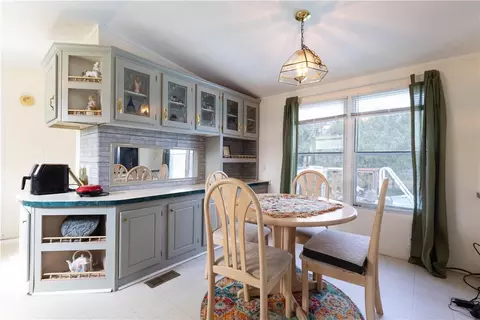 Dining - 9481 County Road 505, Mathis, TX 78368 photo 1 of 1