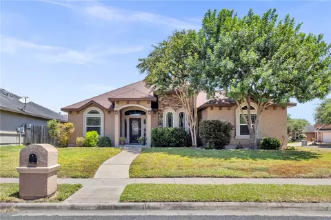 14402 Pentridge Dr, Corpus Christi, TX 78410