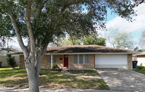 4245 Dody St, Corpus Christi, TX 78411