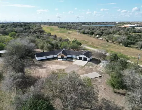 12631 Leopard St, Corpus Christi, TX 78410