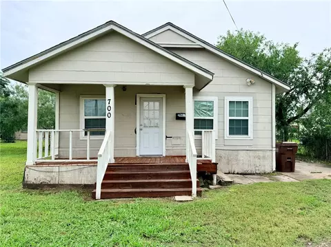 700 W Nettie, Kingsville, TX 78363