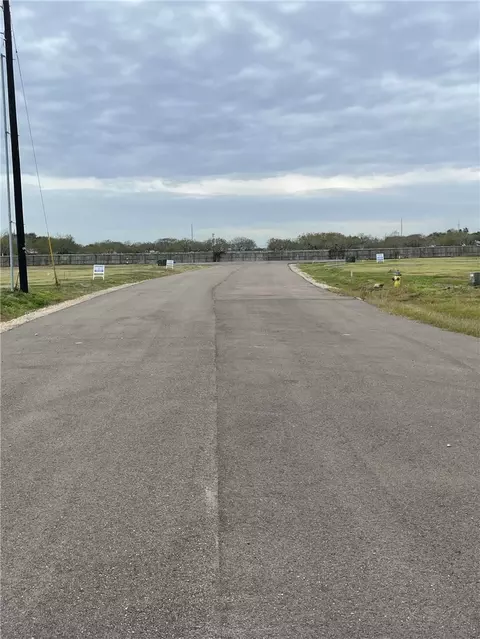 5414 Lula, Corpus Christi, TX 78412