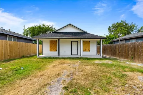 3121 Eisenhower St, Corpus Christi, TX 78416