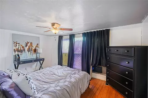 Bedroom - 23669 County Road 1092, Mathis, TX 78368 photo 4 of 5
