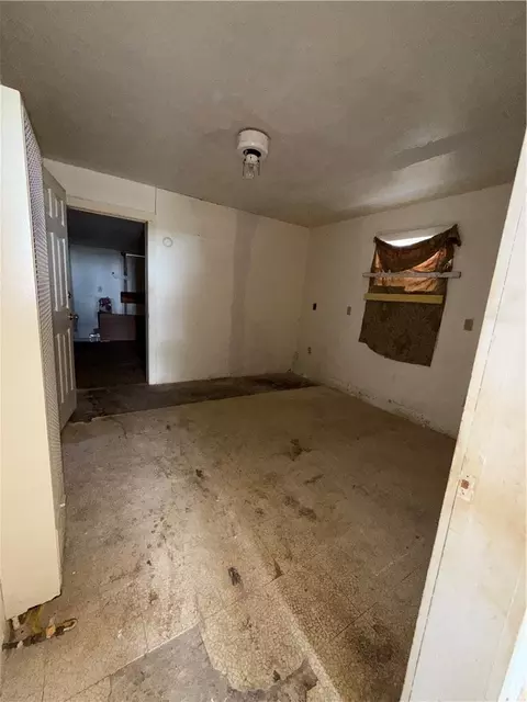 Bedroom - 1008 S Aster St S, Mathis, TX 78368 photo 4 of 5