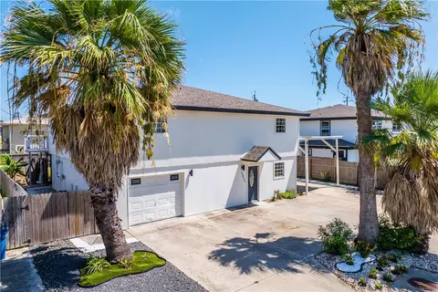 1211 Whispering Sands St, Port Aransas, TX 78373