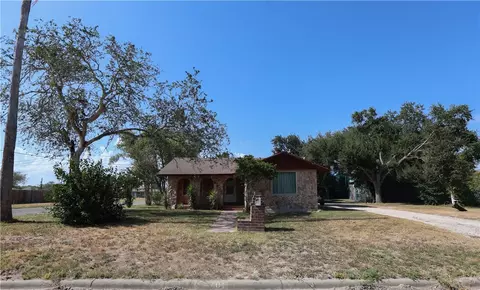 701 Tito St, Alice, TX 78332