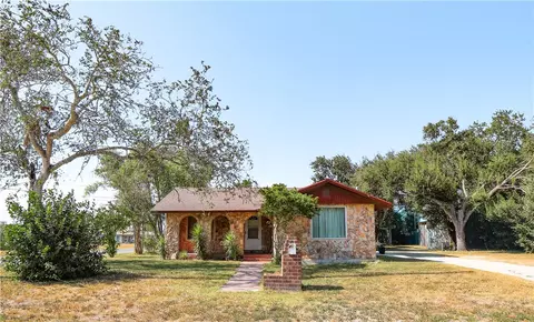 701 Tito St, Alice, TX 78332