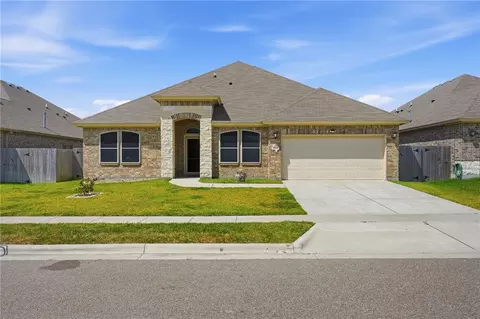 8025 Calma St, Corpus Christi, TX 78414