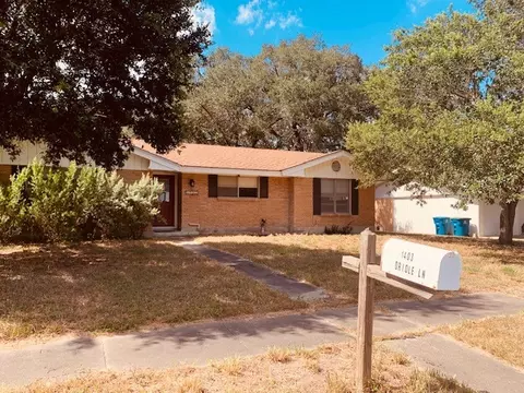 1403 Oriole, Beeville, TX 78102