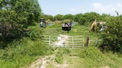 000 Gin Rd, Bayside, TX 78340 photo 2