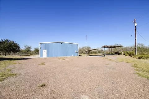 23250 Cr 1038, Mathis, TX 78368 photo 12