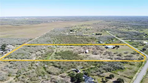 23250 Cr 1038, Mathis, TX 78368 photo 2