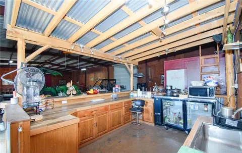23250 Cr 1038, Mathis, TX 78368 photo 4
