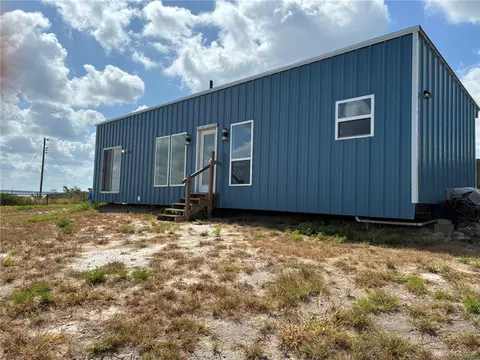 111 S Vista 11, Sandia, TX 78383