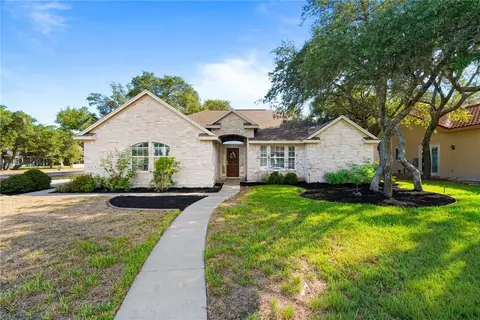 101 Cedar Ridge Dr, Rockport, TX 78382