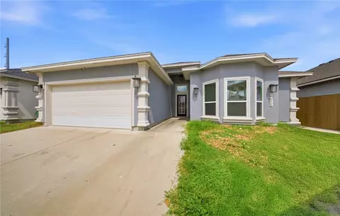 2433 Manuel, Corpus Christi, TX 78414