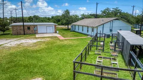 102 Woodhaven Dr, Ingleside On The Bay, TX 78362