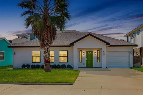 622 Sandy Ln, Port Aransas, TX 78373