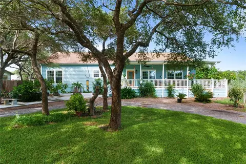 1708 W Mcclung, Aransas Pass, TX 78336