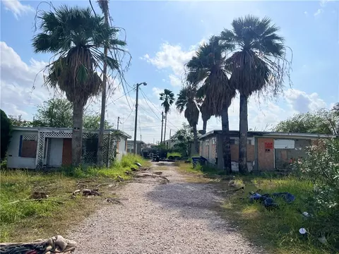 721 Savage, Corpus Christi, TX 78408