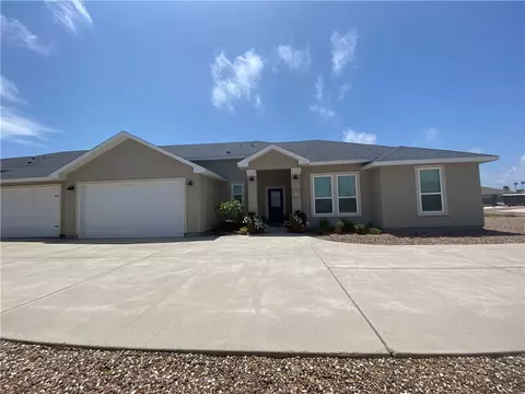 15642 Cruiser St #A&B, Corpus Christi, TX 78418