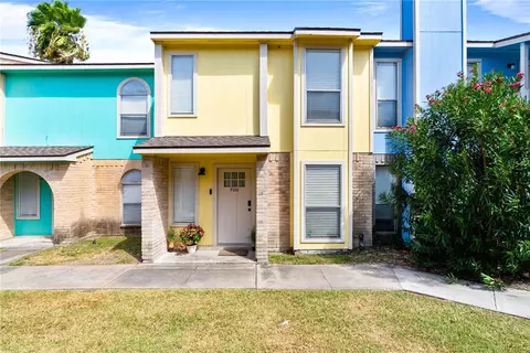 6702 Everhart Rd #F102, Corpus Christi, TX 78413