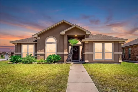 3930 Amadas Dr, Corpus Christi, TX 78414