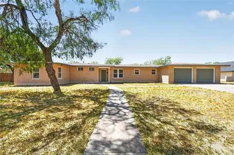 315 E Alexander Ave, Kingsville, TX 78363