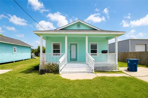 1824 Highway 35 S, Rockport, TX 78382