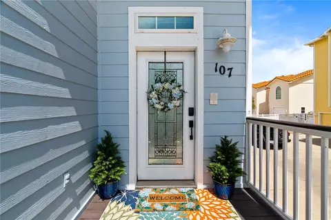 14890 Granada Dr #107, Corpus Christi, TX 78418