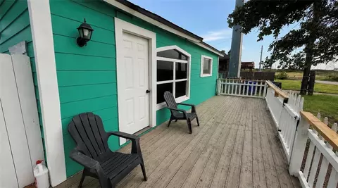 910 E Lakeside, Corpus Christi, TX 78418