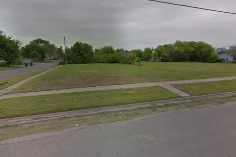 1503 Peabody Ave, Corpus Christi, TX 78407