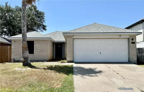 7925 Wolf Dr, Corpus Christi, TX 78414