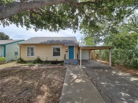 2821 Topeka St, Corpus Christi, TX 78404