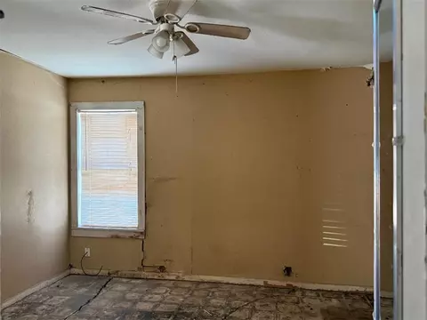 Bedroom - 106 Marilyn Dr, Gregory, TX 78359 photo 3 of 3
